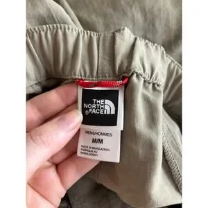 The North Face Shorts Mens Medium Paramount Belted Cargo Khaki Hiking Trail
