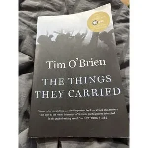 Things They Carried by Tim O'Brien (2009 Trade Paperback)