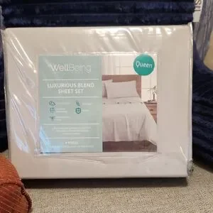 Threshold Gray Bedding Sheets Set