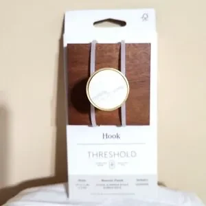 THRESHOLD HOOKS