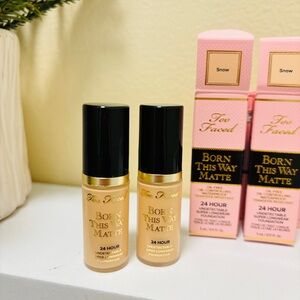 Too faced Born This Way Foundation - Snow 5 Ml Each