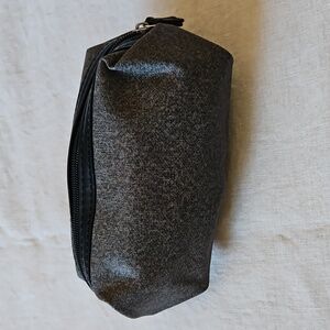 Tumi For Delta Small Trave Pauch Luggage Cosmetic Shaving Stuff Pauch