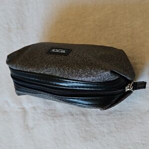 Tumi For Delta Small Trave Pauch Luggage Cosmetic Shaving Stuff Pauch