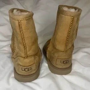 UGG Classic Chestnut Boots Toddler Size 10