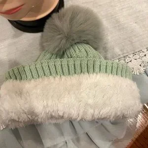 UGG Kids Light Green Cable Knit Hat