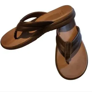 UGG MEN'S UNION FLIP FLOPS CHOCOLATE SZ9