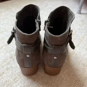 Unisa Booties Ankle Boots Size 6.5 Dark Grey