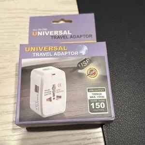 Universal travel adaptor