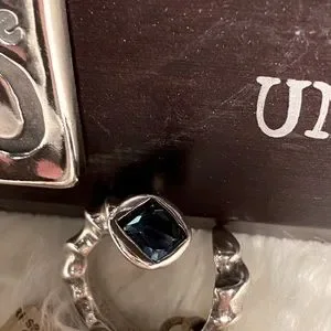 Uno De 50 Ring