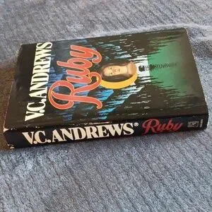 V.C. Andrews Vintage Ruby Novel Hardcover 1994 Suspense Mystery Horror