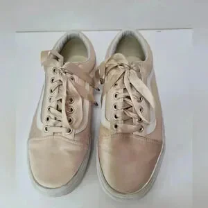 Vans Peach Satin Lux Old Skool Skater Sneakers W/Ribbon Laces Size 8.5