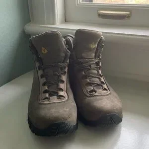 VASQUE {9M} Hiking Boot Brown 7420