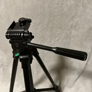 VELBON DF-40 TRIPOD-Deluxe Lightweight Dual Function Tripod‎ W/Travel Bag EUC