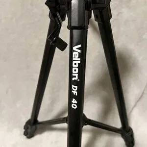 VELBON DF-40 TRIPOD-Deluxe Lightweight Dual Function Tripod‎ W/Travel Bag EUC