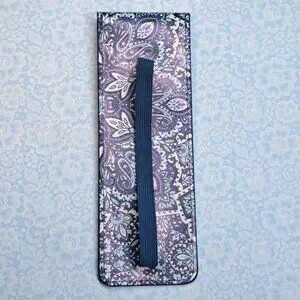 Vera Bradley Bonbon Medallion Snap Button Leatherette Pen Pouch EUC