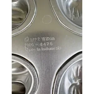 Vintage 1992 Wilton (6) Easter Bunny Face Cake Pan Baking Mold #2105-4426