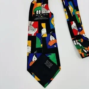 Vintage 1994 LOONEY TUNES MANIA 100% Polyester 54" Necktie