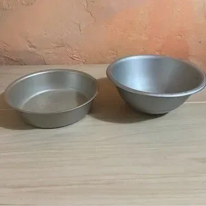 Vintage Aluminum Bowl and Baking Pan/Dish Made in USA Wear-Ever Tacuco Retro