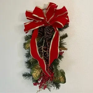 Vintage Artificial Pine Christmas Teardrop Swag with Pine Cones And Ribbon Bow