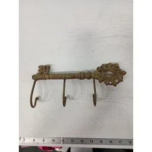Vintage Cast Iron Skeleton Key Shaped 3 Hook Wall Coat Hanger Key Holder Rustic