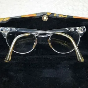Vintage Cat Eye aluminum glasses