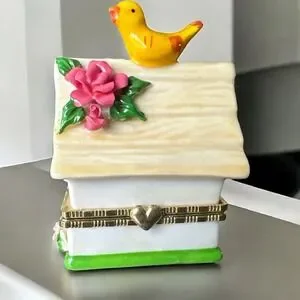 Vintage Ceramic Birdhouse Trinket Box With Yellow Bird Pink Flower Hinged Box