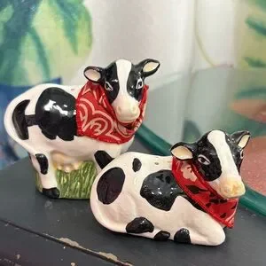 Vintage ceramic holstein Cow Salt and Pepper Shakers with Red Bandanas