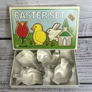 Vintage Easter Cookie Cutters Set Of 4 with Box #3628 Fox Run Craftsmen