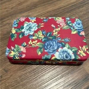 Vintage Floral Jewlery Box