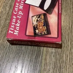 Vintage Floral Tissue Case With Make Up Mirror Package Included