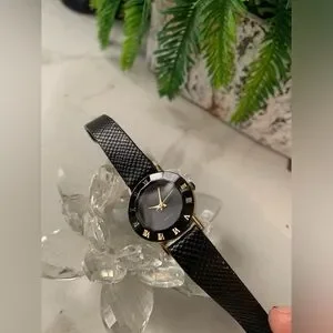 Vintage Gold Tone Numbers Ladies Watch