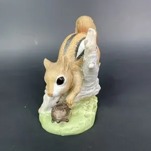 Vintage Homco Chipmunk On Log With Turtle Porcelain Figurine 4 1/2"