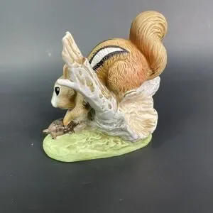 Vintage Homco Chipmunk On Log With Turtle Porcelain Figurine 4 1/2"