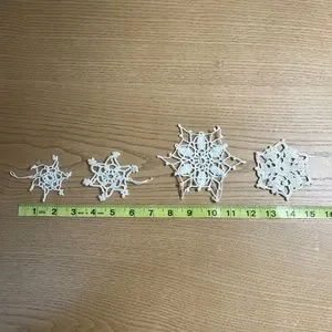 Vintage Lot Of 4 Crochet Snowflake Ornaments Christmas Winter Decor Handmade