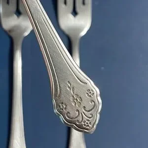 Vintage Oneida Profile Flatware Lakewood Pattern 3 Salad Dessert Forks Stainless