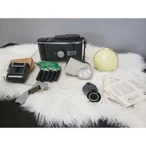 Vintage Polaroid Land Camera Model 160 Lot Wink-Light Manual lot 281 flash