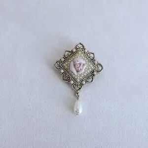Vintage Porcelain Pink Rose Brooch Faux Pearl Teardrop Dangle Pin Gift Vintage Porcelain Pink Rose Brooch Faux Pearl Teardrop Dangle Pin Gift