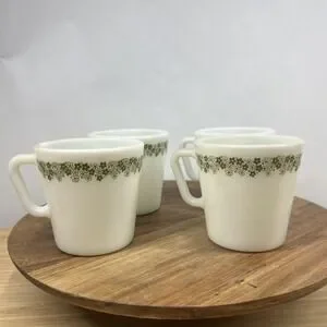 Vintage Pyrex Mugs Set of 4 Spring Blossom Green Crazy Daisy Milk Glass USA 1410