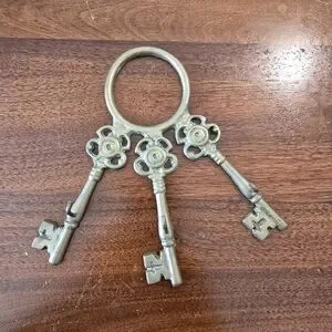Vintage Rare Brass Keys Hanger W/ 3 Hooks