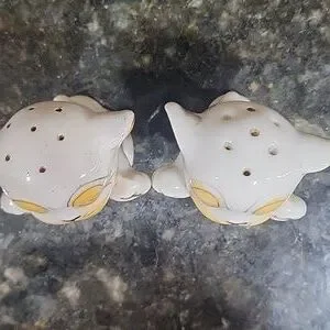Vintage Salt And Pepper Shakers Set Bonzo Dog Anthropomorphic Japan