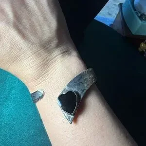 Vintage Silver Tone Heart Cutout Cuff Bracelet – Modernist Brutalist Style