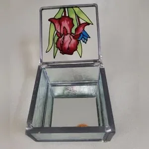 Vintage Stained Glass Flower Design Jewelry Box
