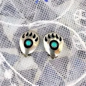 Vintage Sterling & Turquoise Bear Paw Shadowbox Clip Earrings