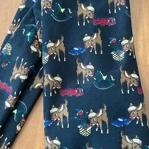 VINTAGE THE RUDOLPH CO. Christmas Holiday Party Tie W Reindeer & Elves One Size