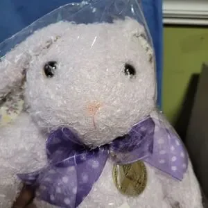 Vintage Thomas Kincade Plush Rabbits Bunny Metal Medallion Nwt Easter Sealed
