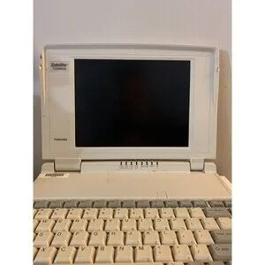 Vintage Toshiba Satellite Laptop - UNTESTED - T1950CS/200 PA1152U VT - FOR PARTS