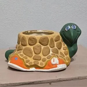 VINTAGE TURTLE PLANTER YELLOW GLAZE 10"X7 " 4" tall RETRO USA