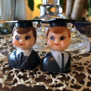 Vintage Twin Graduate Bust Cake Toppers