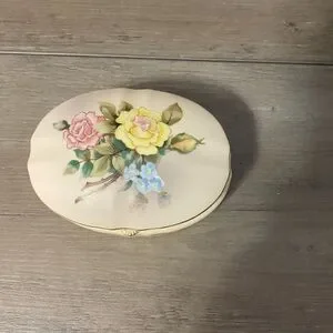 Vintage Victorian Garden Victorian Rose Porcelain Trinket Box