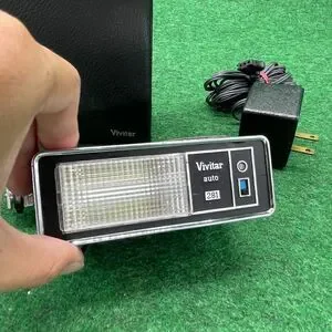 Vintage Vivitar Auto 281 Electronic Flash W Original Carrying Case